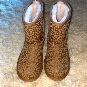 Ugg Glitter Classic Boots Like New Sz 3 Worn twice